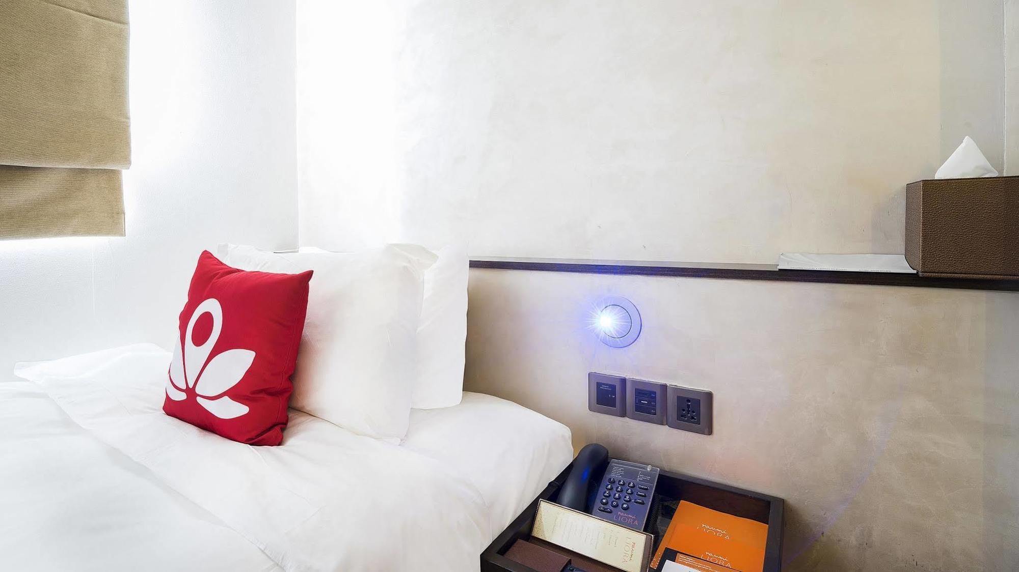 Отель Zen Premium Outram Park Сингапур Экстерьер фото